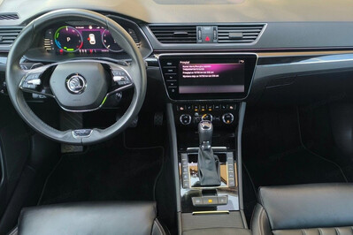 Skoda Superb 1.4 TSI Plug-In Hybrid L&K DSG