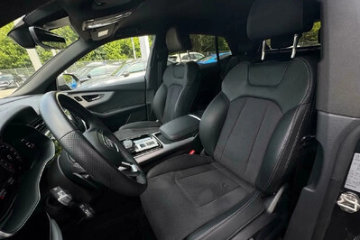 Audi Q8 55 TFSI mHEV quattro Tiptronic