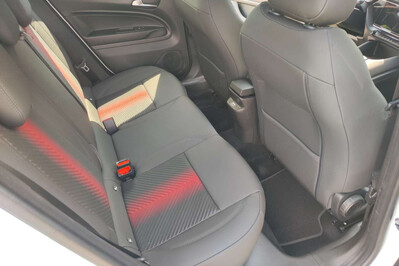 Alfa Romeo Junior 1.2 Ibrida Speciale