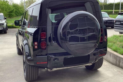 Land Rover Defender 110 3.0 D300 mHEV X-Dynamic HSE