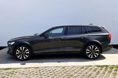 Volvo V60 CC Plus B5 B AWD aut