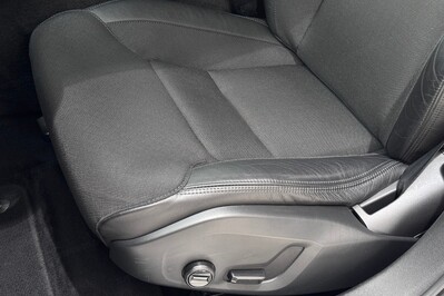 Volvo V60 T8 AWD Plug-In Hybrid Momentum