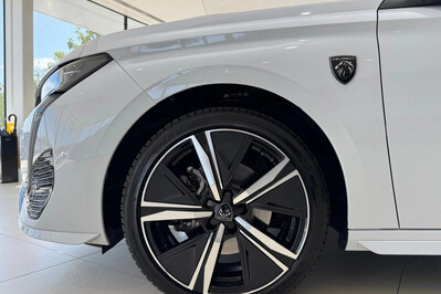 Peugeot 308 1.2 PureTech GT S&S EAT8