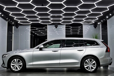 Volvo V60 B4 B Momentum Pro