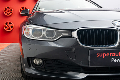 BMW Seria 3 318d
