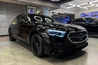 Mercedes E Klasa 220 d  4-Matic AMG