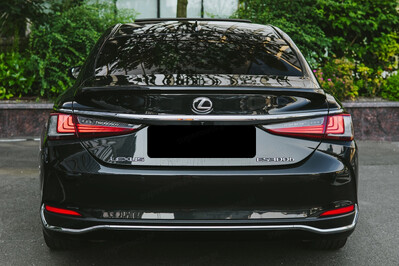 Lexus ES 300h Business Edition 2.5 E-CVT