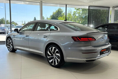 Volkswagen Arteon 2.0 TSI R-Line DSG