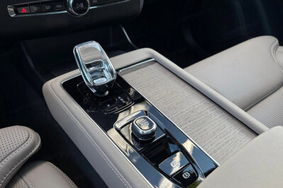 Volvo XC90 T8 AWD Plug-In Hybrid Ultra Bright 7os aut