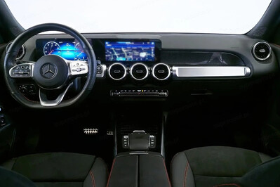 Mercedes GLB 200 4-Matic AMG Line 8G-DCT