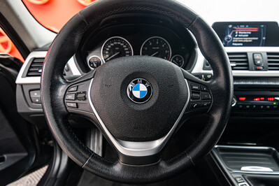 BMW Seria 3 318d