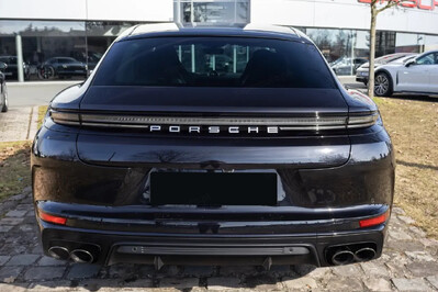 Porsche Panamera 4 E-Hybrid