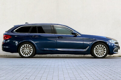 BMW Seria 5 Touring 520d xDrive Luxury Line