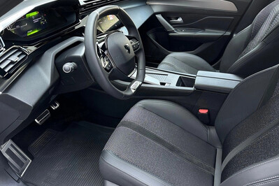 Peugeot 308 1.2 PureTech GT S&S EAT8