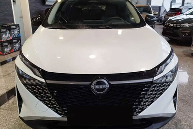 Nissan Qashqai N-Connecta Xtronic 1.3 DIG-T mHEV