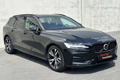 Volvo V60 B4 B Plus Dark