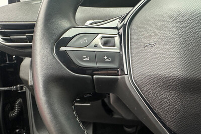 Peugeot 3008 1.2 PureTech GPF Allure S&S EAT8