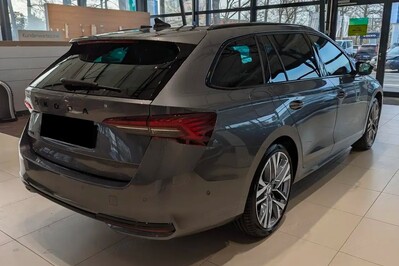 Skoda Octavia Sportline 1.5 TSI mHEV DSG