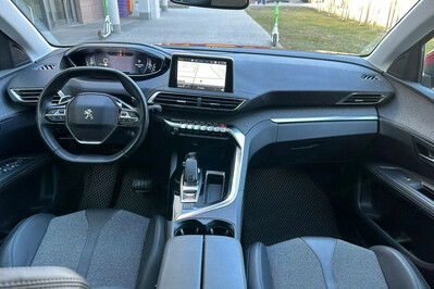 Peugeot 3008 1.2 PureTech Allure S&S EAT8