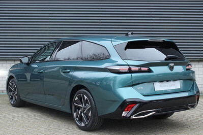 Peugeot 308 Allure e-DCS6 1.2 mHEV