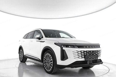 Omoda 9 1.5 Super Hybrid Exclusive AWD