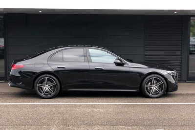 Mercedes E Klasa 220 d  4-Matic AMG