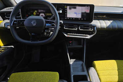 Renault 5 R5 Comfort Range Iconic Cinq 52kWh