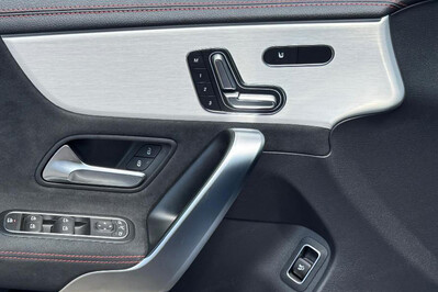 Mercedes CLA 220 4-Matic AMG Line