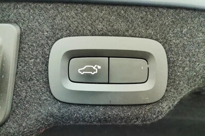 Volvo S90 T8 AWD Plug-In Hybrid Inscription aut