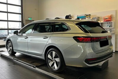 Volkswagen Passat Business Plus 1.5 TSI eHybrid PHEV DSG