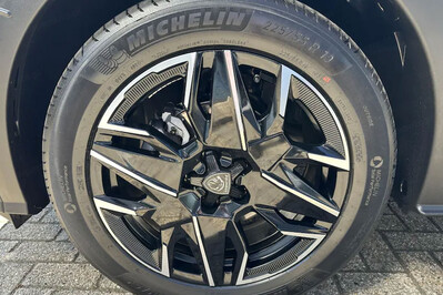 Peugeot 3008 Allure e-DCS 1.2 mHEV