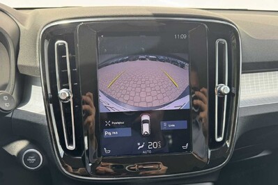 Volvo XC40 T3 Momentum Pro
