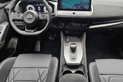 Nissan Qashqai N-Design XTRONIC 2WD 1.3 DIG-T MHEV