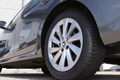Skoda Octavia Selection 1.5 TSI mHEV DSG