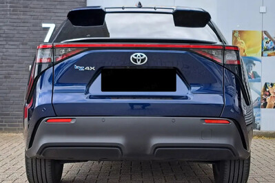 Toyota bZ4X Prestige 4x2 Electric
