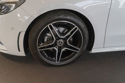 Mercedes B Klasa 250 e  AMG Line
