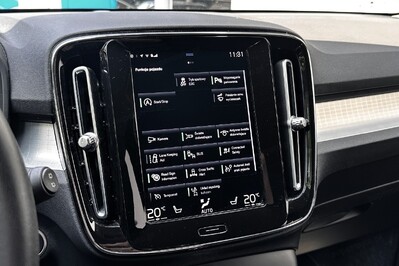 Volvo XC40 T3 Momentum Pro aut