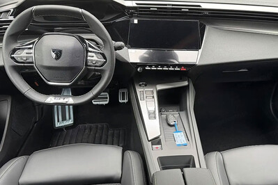 Peugeot 408 GT 1.2 PureTech mHEV  S&S e-DSC6