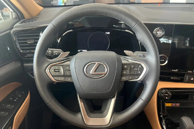 Lexus NX 350h Prestige 2WD