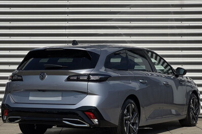 Peugeot 308 Allure EAT8 1.6 Hybrid PHEV