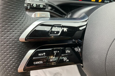 Mercedes E Klasa 220 d 4-Matic AMG