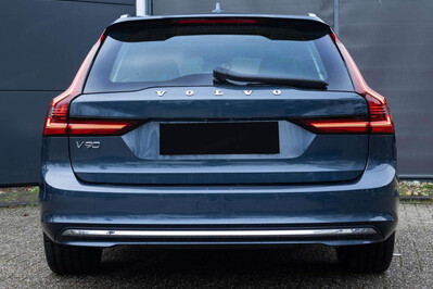 Volvo V90 T6 AWD Plug-In Hybrid Ultra Bright