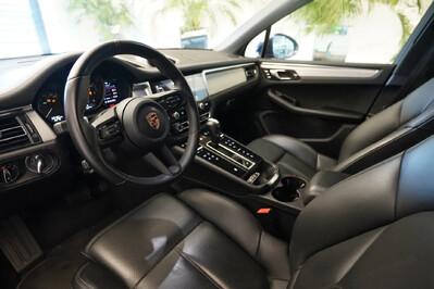 Porsche Macan T