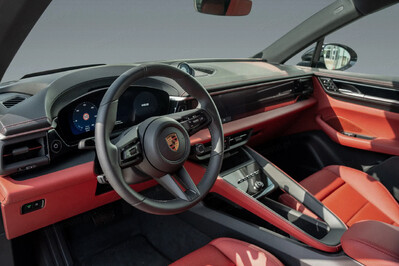 Porsche Macan 4