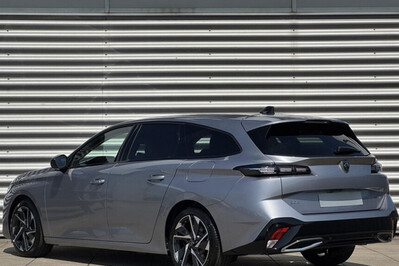 Peugeot 308 Allure EAT8 1.6 Hybrid PHEV