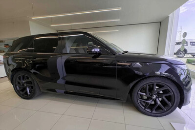 Land Rover Range Rover Sport D300 Dynamic HSE