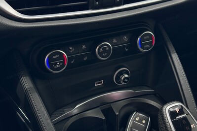 Alfa Romeo Stelvio 2.0 Turbo Veloce Q4 aut