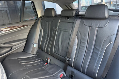BMW Seria 5 Touring 520d xDrive Luxury Line