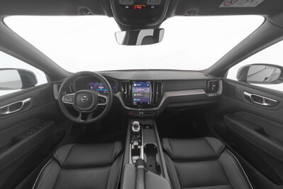 Volvo XC60 T8 Plug-In Hybrid AWD Ultimate Dark