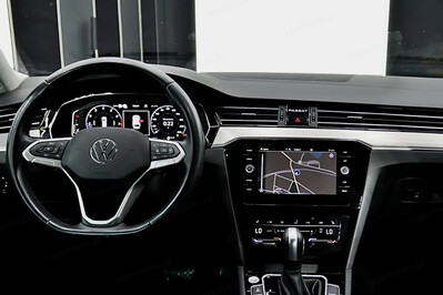 Volkswagen Passat 2.0 TSI Elegance DSG